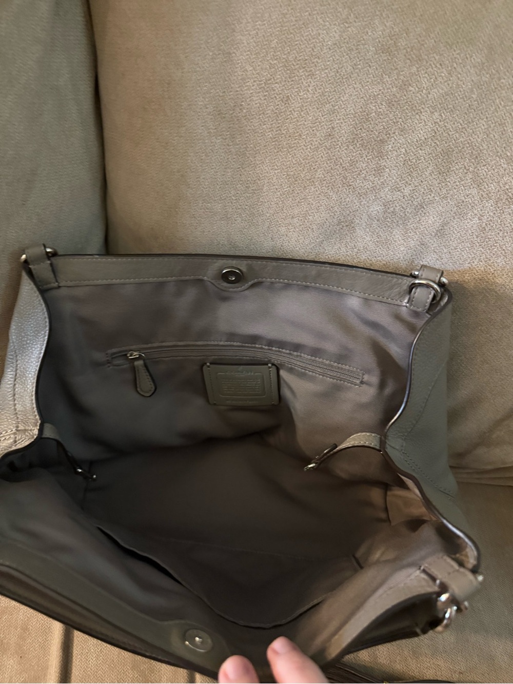 Coach Lexi Gray Pebbled Leather crossbody/shoulder Bag with Detachable Strap - Picture 2 of 3